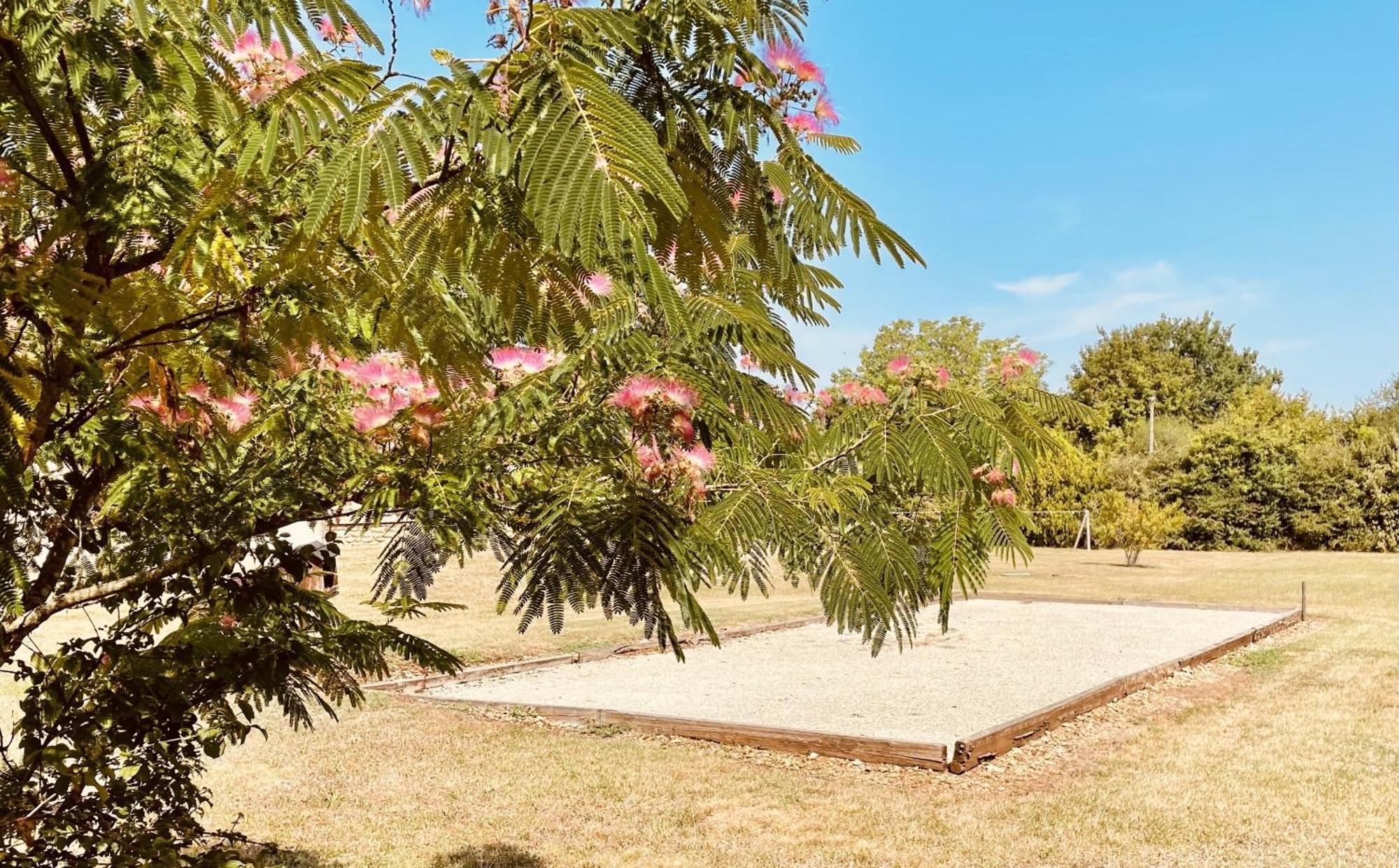 Le Domaine De Camberoux Gite Bressac Екстер'єр фото
