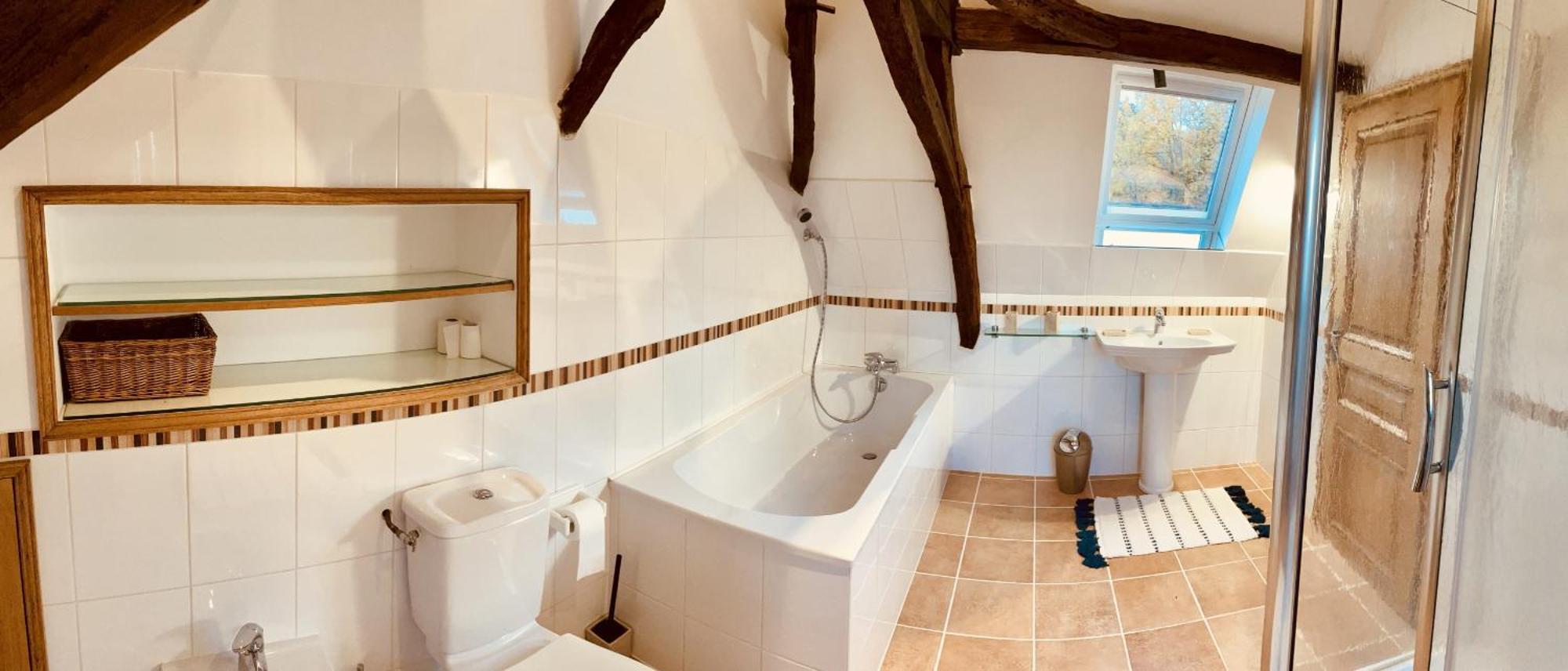 Le Domaine De Camberoux Gite Bressac Номер фото